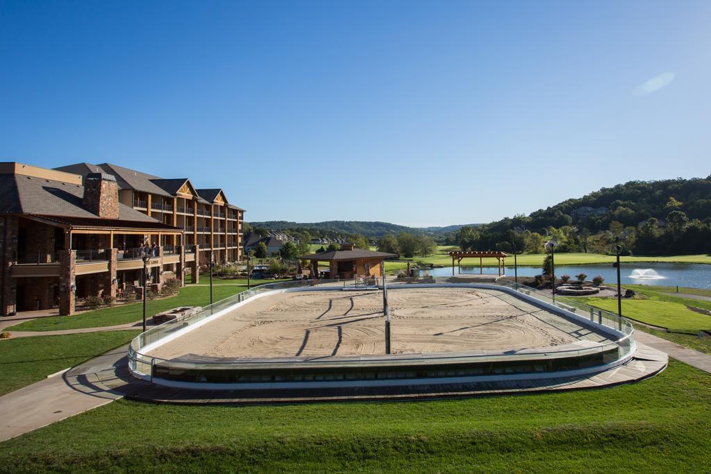 The Lodge At Old Kinderhook Camdenton Exterior photo