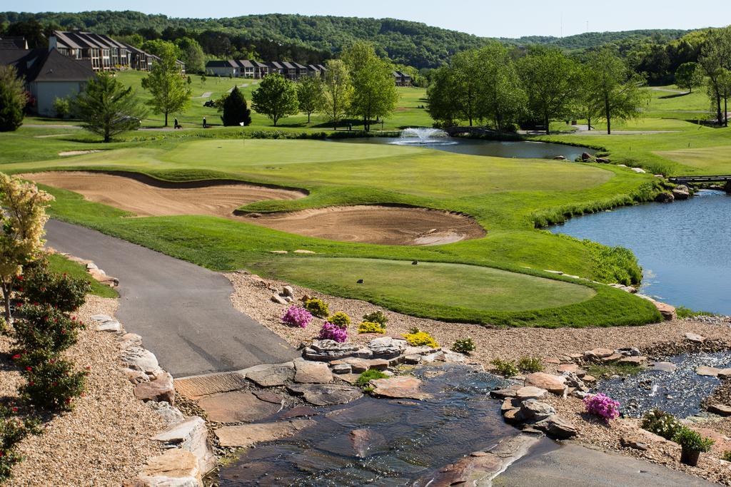 The Lodge At Old Kinderhook Camdenton Exterior photo