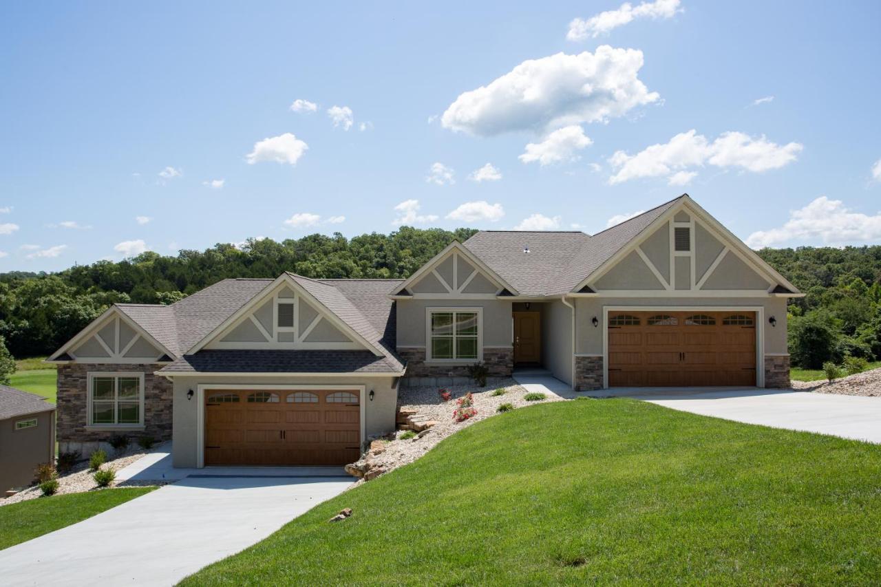 The Lodge At Old Kinderhook Camdenton Exterior photo