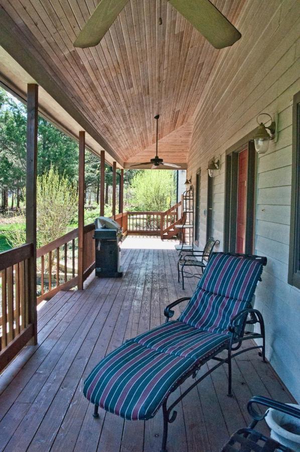 The Lodge At Old Kinderhook Camdenton Exterior photo